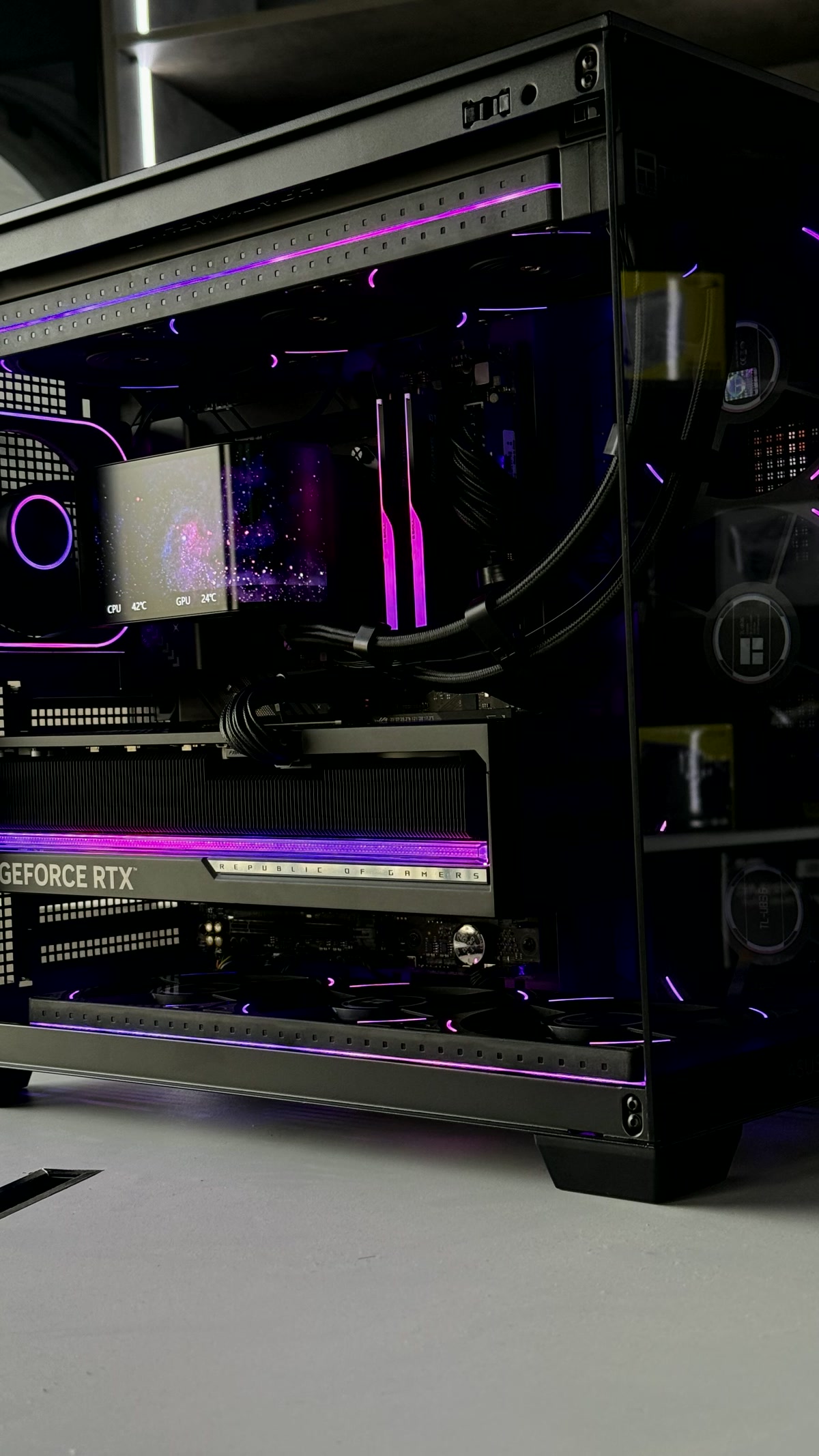 تجميعة Anodized سوداء مكتملة بإضاءة بنفسجية